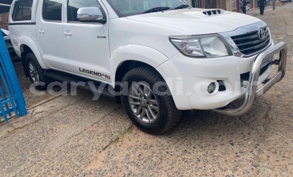 Buy Used Toyota Hilux White Car in Lusaka in Zambia Buy Used Toyota Hilux White Car in Lusaka in Zambia