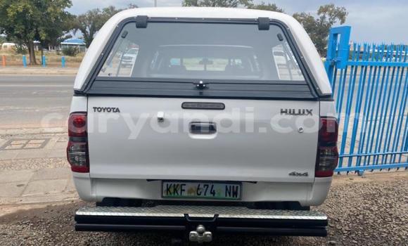 Buy Used Toyota Hilux White Car in Lusaka in Zambia Buy Used Toyota Hilux White Car in Lusaka in Zambia