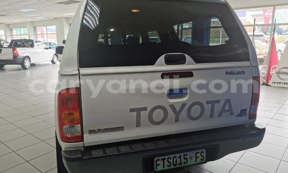 Buy Used Toyota Hilux White Car in Lusaka in Zambia Buy Used Toyota Hilux White Car in Lusaka in Zambia
