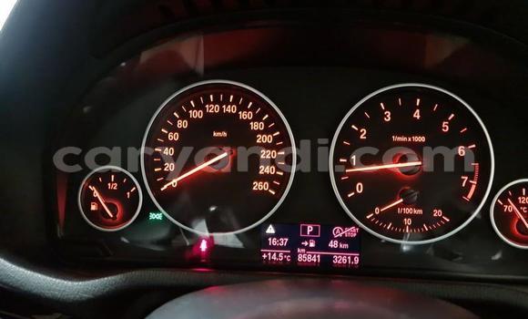 Acheter Occasion Voiture BMW X3 Gris à Livingstone, Zambie Acheter Occasion Voiture BMW X3 Gris à Livingstone, Zambie