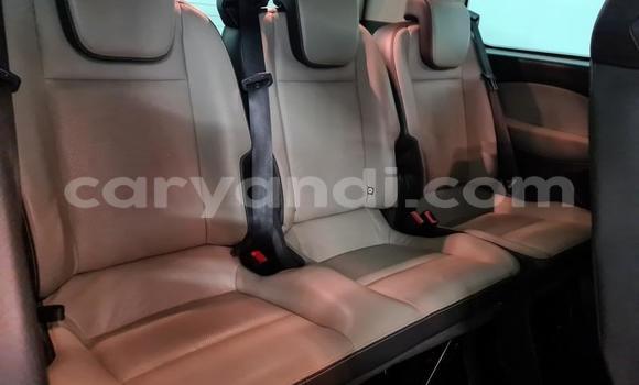 Acheter Occasion Voiture Ford Tourneo Custom Blanc à Livingstone, Zambie Acheter Occasion Voiture Ford Tourneo Custom Blanc à Livingstone, Zambie