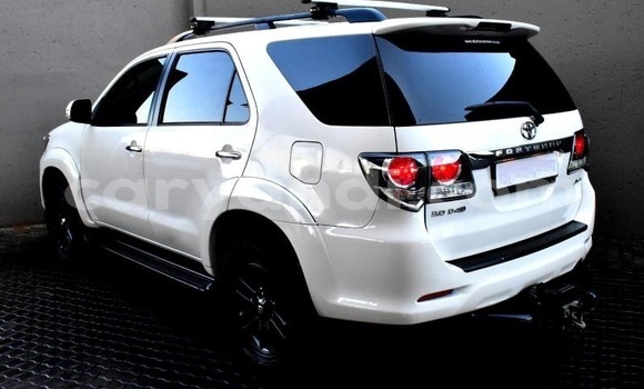 Acheter Occasion Voiture Toyota Fortuner Autre à Zambèze, Nord-Ouest Acheter Occasion Voiture Toyota Fortuner Autre à Zambèze, Nord-Ouest
