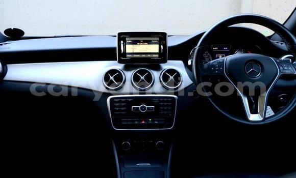 Nunua Ilio tumika Mercedes-Benz C-Classe Nyingine Gari ndani ya Zambezi nchini Kaskazini-Magharibi Nunua Ilio tumika Mercedes-Benz C-Classe Nyingine Gari ndani ya Zambezi nchini Kaskazini-Magharibi