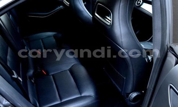 Nunua Ilio tumika Mercedes-Benz C-Classe Nyingine Gari ndani ya Zambezi nchini Kaskazini-Magharibi Nunua Ilio tumika Mercedes-Benz C-Classe Nyingine Gari ndani ya Zambezi nchini Kaskazini-Magharibi