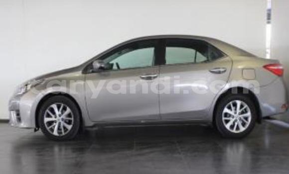 Acheter Occasion Voiture Toyota Corolla Gris à Kitwe, Zambie Acheter Occasion Voiture Toyota Corolla Gris à Kitwe, Zambie
