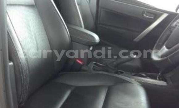 Nunua Ilio tumika Toyota Corolla Fedha Gari ndani ya Kabwe nchini Zambia Nunua Ilio tumika Toyota Corolla Fedha Gari ndani ya Kabwe nchini Zambia