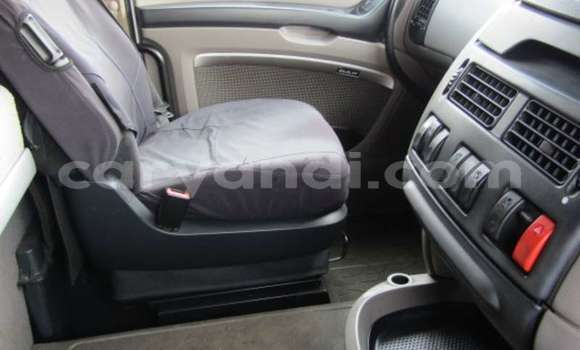 Acheter Occasion Utilitaire DAF CF Blanc à Ndola, Zambie Acheter Occasion Utilitaire DAF CF Blanc à Ndola, Zambie