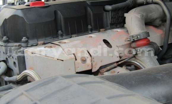 Acheter Occasion Utilitaire DAF CF Blanc à Ndola, Zambie Acheter Occasion Utilitaire DAF CF Blanc à Ndola, Zambie