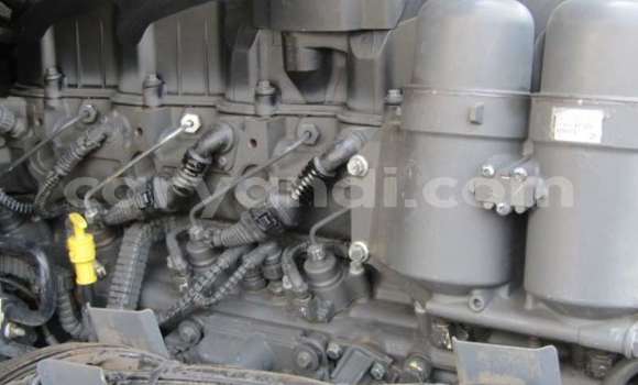 Acheter Occasion Utilitaire DAF CF Blanc à Ndola, Zambie Acheter Occasion Utilitaire DAF CF Blanc à Ndola, Zambie