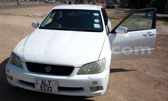 Buy Used Toyota Altezza White Car in Lusaka in Zambia Buy Used Toyota Altezza White Car in Lusaka in Zambia