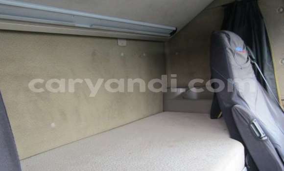 Acheter Occasion Utilitaire DAF CF Blanc à Ndola, Zambie Acheter Occasion Utilitaire DAF CF Blanc à Ndola, Zambie