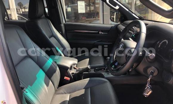 Buy Used Toyota Hilux White Car in Ndola in Zambia Buy Used Toyota Hilux White Car in Ndola in Zambia
