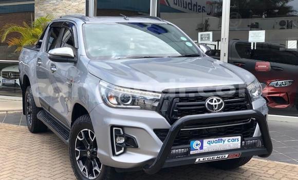 Acheter Occasion Voiture Toyota Hilux Gris à Ndola, Zambie