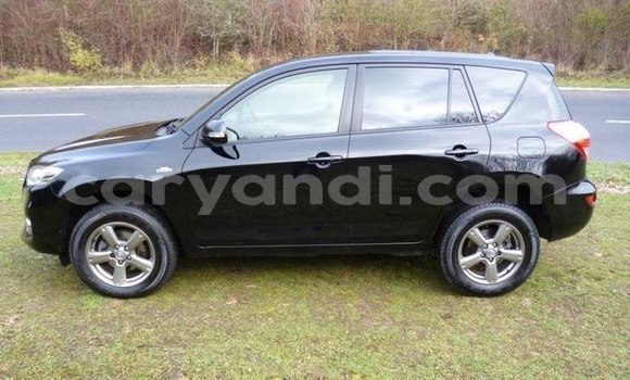 Nunua Imported Toyota RAV4 Nyeusi Gari ndani ya Lusaka nchini Zambia Nunua Imported Toyota RAV4 Nyeusi Gari ndani ya Lusaka nchini Zambia