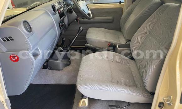 Nunua Ilio tumika Toyota Land Cruiser Nyingine Gari ndani ya Kabwe nchini Zambia Nunua Ilio tumika Toyota Land Cruiser Nyingine Gari ndani ya Kabwe nchini Zambia