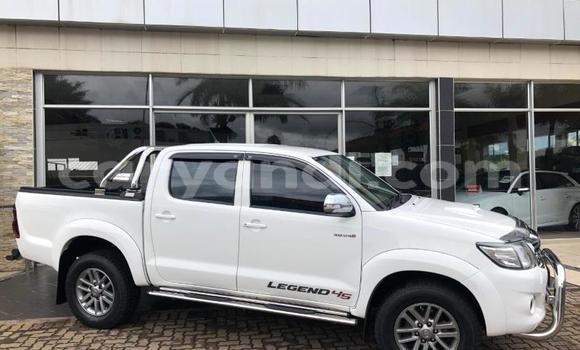 Tenga Tsaru Toyota Hilux Zvimwe Mota in Kabwe in Zambia Tenga Tsaru Toyota Hilux Zvimwe Mota in Kabwe in Zambia