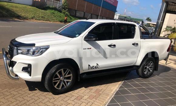 Tenga Tsaru Toyota Hilux Chena Mota in Kabwe in Zambia Tenga Tsaru Toyota Hilux Chena Mota in Kabwe in Zambia