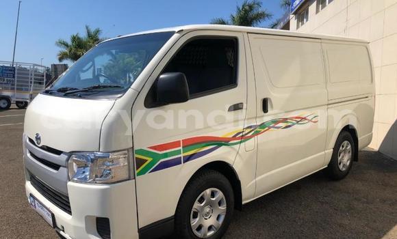 Tenga Tsaru Toyota Hiace Chena Mota in Kabwe in Zambia Tenga Tsaru Toyota Hiace Chena Mota in Kabwe in Zambia