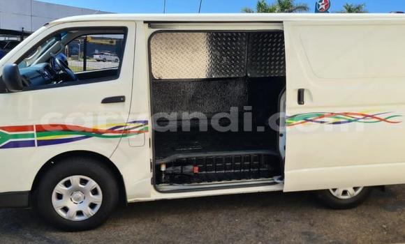 Tenga Tsaru Toyota Hiace Chena Mota in Kabwe in Zambia Tenga Tsaru Toyota Hiace Chena Mota in Kabwe in Zambia