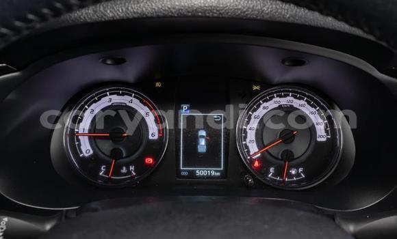 Acheter Occasion Voiture Toyota Hilux Blanc à Lusaka, Zambie Acheter Occasion Voiture Toyota Hilux Blanc à Lusaka, Zambie