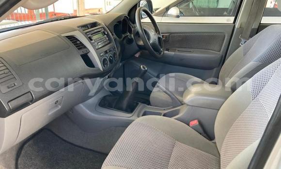 Nunua Ilio tumika Toyota Hilux Fedha Gari ndani ya Ndola nchini Zambia Nunua Ilio tumika Toyota Hilux Fedha Gari ndani ya Ndola nchini Zambia