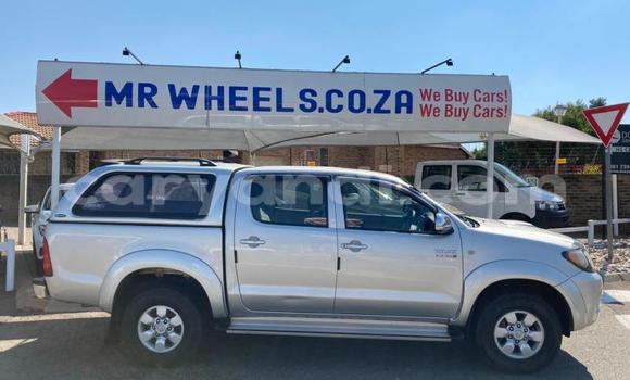 Nunua Ilio tumika Toyota Hilux Fedha Gari ndani ya Ndola nchini Zambia Nunua Ilio tumika Toyota Hilux Fedha Gari ndani ya Ndola nchini Zambia