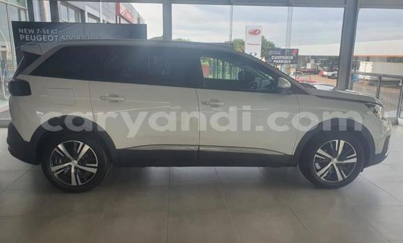 Acheter Occasion Voiture Peugeot 5008 Blanc à Lusaka, Zambie Acheter Occasion Voiture Peugeot 5008 Blanc à Lusaka, Zambie