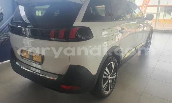 Acheter Occasion Voiture Peugeot 5008 Blanc à Lusaka, Zambie Acheter Occasion Voiture Peugeot 5008 Blanc à Lusaka, Zambie