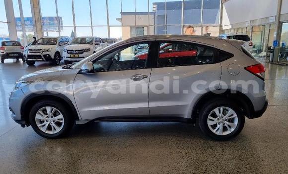 Acheter Occasion Voiture Honda HR–V Blanc à Lusaka, Zambie Acheter Occasion Voiture Honda HR–V Blanc à Lusaka, Zambie