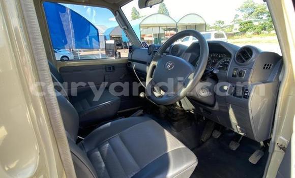 Acheter Occasion Voiture Toyota Land Cruiser Vert à Lusaka, Zambie Acheter Occasion Voiture Toyota Land Cruiser Vert à Lusaka, Zambie