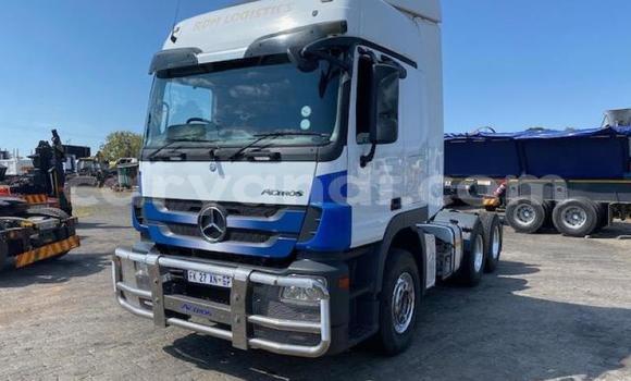 Buy Used Mercedes–Benz 2644 White Truck in Lusaka in Zambia