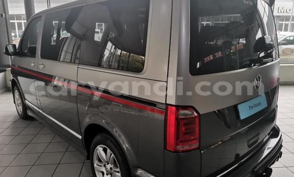 Buy Used Volkswagen Caravelle Silver Car in Lusaka in Zambia Buy Used Volkswagen Caravelle Silver Car in Lusaka in Zambia