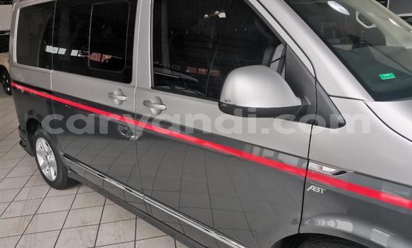Buy Used Volkswagen Caravelle Silver Car in Lusaka in Zambia Buy Used Volkswagen Caravelle Silver Car in Lusaka in Zambia