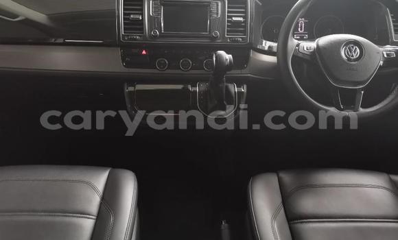 Buy Used Volkswagen Caravelle Silver Car in Lusaka in Zambia Buy Used Volkswagen Caravelle Silver Car in Lusaka in Zambia