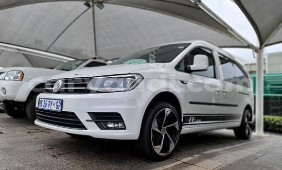 Buy Used Volkswagen Caddy White Car in Lusaka in Zambia Buy Used Volkswagen Caddy White Car in Lusaka in Zambia