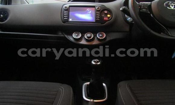 Acheter Occasion Voiture Toyota Yaris Blanc à Lusaka, Zambie Acheter Occasion Voiture Toyota Yaris Blanc à Lusaka, Zambie