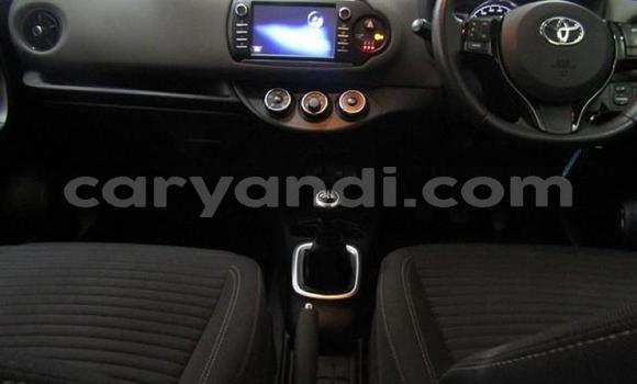 Acheter Occasion Voiture Toyota Yaris Blanc à Lusaka, Zambie Acheter Occasion Voiture Toyota Yaris Blanc à Lusaka, Zambie