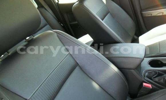 Acheter Occasion Voiture Isuzu KB Blanc à Chingola, Zambie Acheter Occasion Voiture Isuzu KB Blanc à Chingola, Zambie