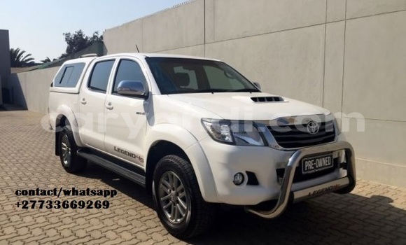 Buy Used Toyota Hilux White Car in Zambezi in North-Western