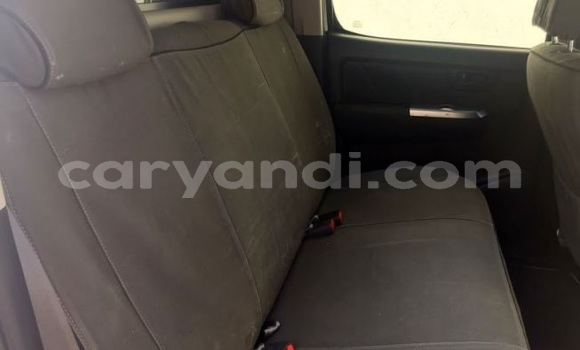 Acheter Occasion Voiture Toyota Hilux Blanc à Zambèze, Nord-Ouest Acheter Occasion Voiture Toyota Hilux Blanc à Zambèze, Nord-Ouest