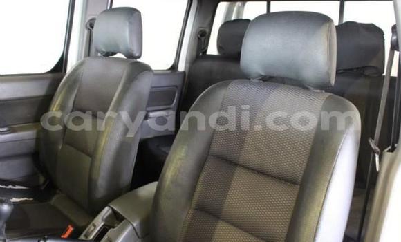 Acheter Occasion Voiture Nissan NP 300 Blanc à Lusaka, Zambie Acheter Occasion Voiture Nissan NP 300 Blanc à Lusaka, Zambie