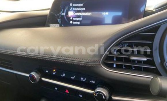 Acheter Occasion Voiture Mazda 3 Rouge à Livingstone, Zambie Acheter Occasion Voiture Mazda 3 Rouge à Livingstone, Zambie