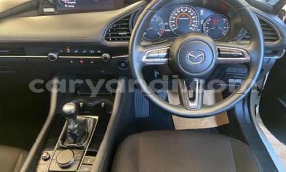 Acheter Occasion Voiture Mazda 3 Rouge à Livingstone, Zambie Acheter Occasion Voiture Mazda 3 Rouge à Livingstone, Zambie
