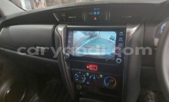 Acheter Occasion Voiture Toyota Fortuner Gris à Lusaka, Zambie Acheter Occasion Voiture Toyota Fortuner Gris à Lusaka, Zambie
