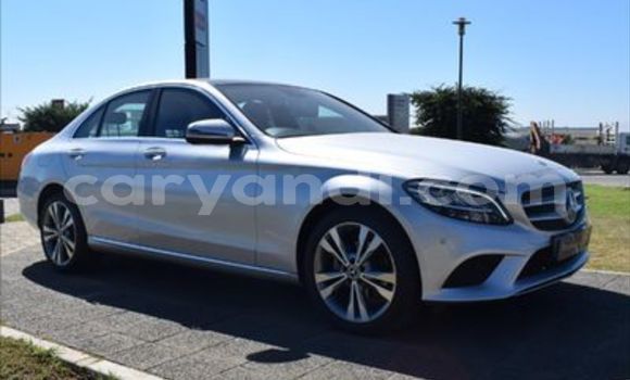 Acheter Occasion Voiture Mercedes-Benz C-Classe Gris à Lusaka, Zambie Acheter Occasion Voiture Mercedes-Benz C-Classe Gris à Lusaka, Zambie
