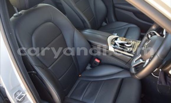 Acheter Occasion Voiture Mercedes-Benz C-Classe Gris à Lusaka, Zambie Acheter Occasion Voiture Mercedes-Benz C-Classe Gris à Lusaka, Zambie