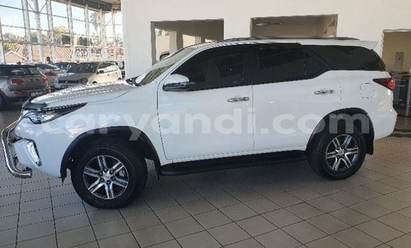 Buy Used Toyota Fortuner White Car in Zambezi in North-Western Buy Used Toyota Fortuner White Car in Zambezi in North-Western