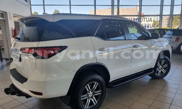 Buy Used Toyota Fortuner White Car in Zambezi in North-Western Buy Used Toyota Fortuner White Car in Zambezi in North-Western