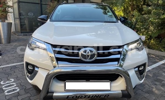 Buy Used Toyota Fortuner White Car in Zambezi in North-Western Buy Used Toyota Fortuner White Car in Zambezi in North-Western