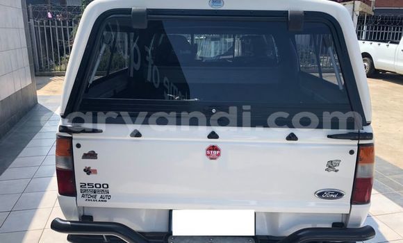 Buy Used Ford Ranger White Car in Zambezi in North-Western Buy Used Ford Ranger White Car in Zambezi in North-Western